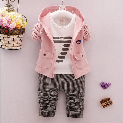 Casuel Jungen Outfit